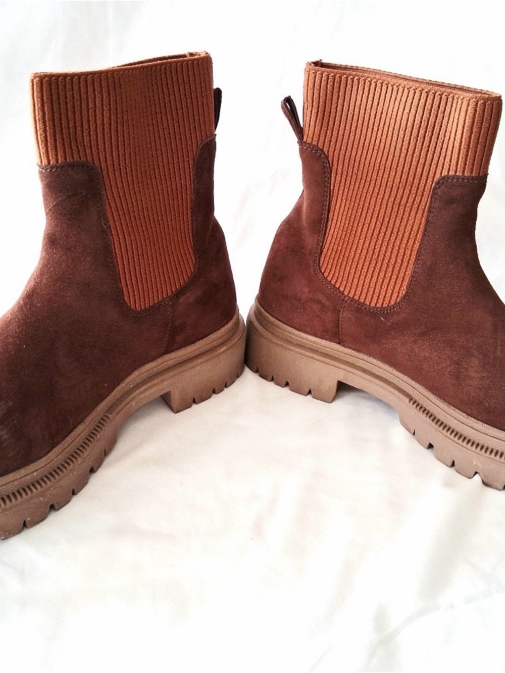 Serra Genuine Suede Womens Brown Chelsea Boots In Size 10 - Picture 4 of 7